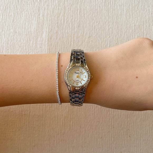 Gruen Precision Vintage Crystal Silver Tone Wristwatch